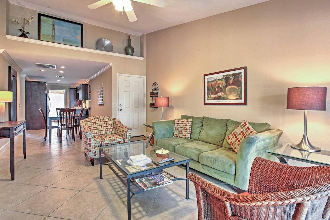 Colorful Galveston Retreat Steps From Beach And Pool מראה חיצוני תמונה